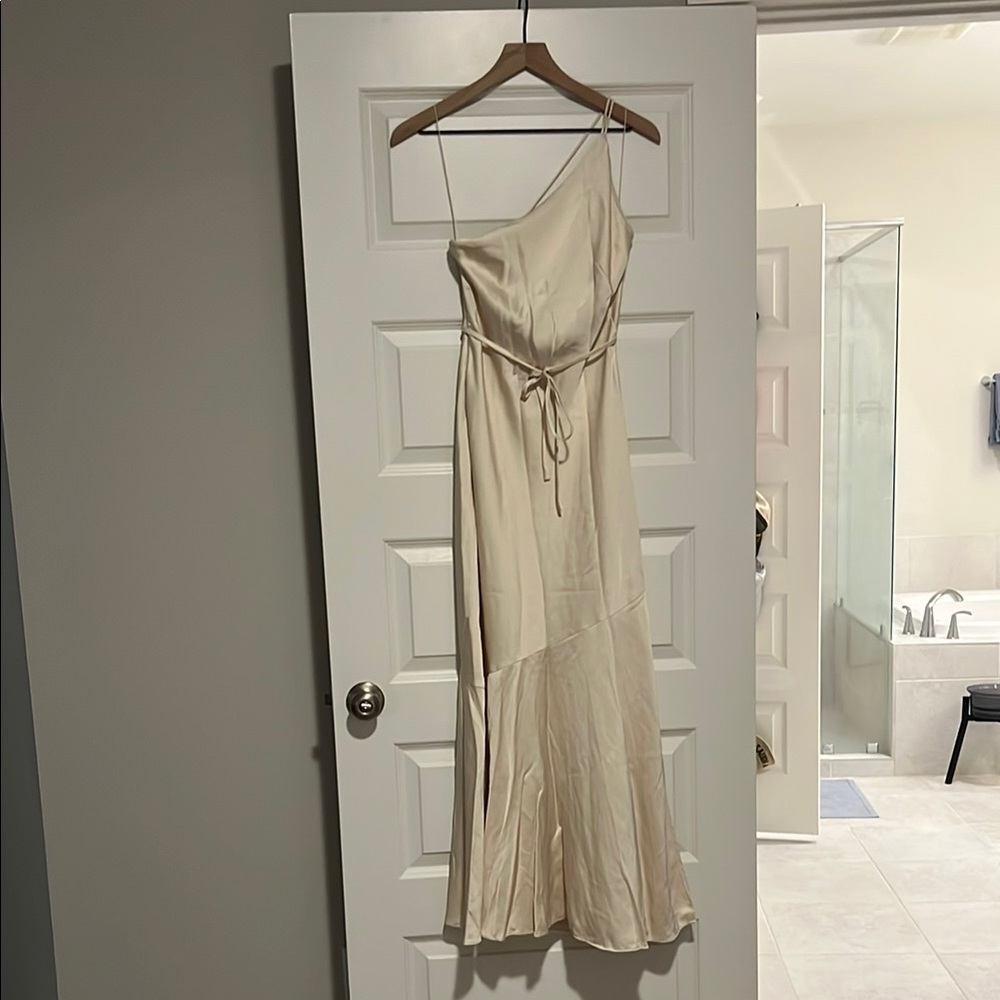 Elegant Cream One-Shoulder Dress
